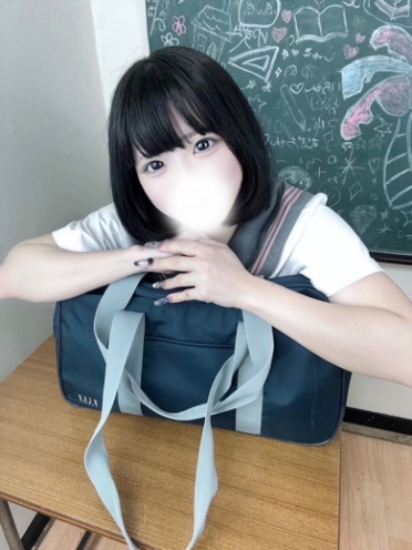 広島県広島市中区のソープ ロイヤル女子寮　まなかさんの画像3